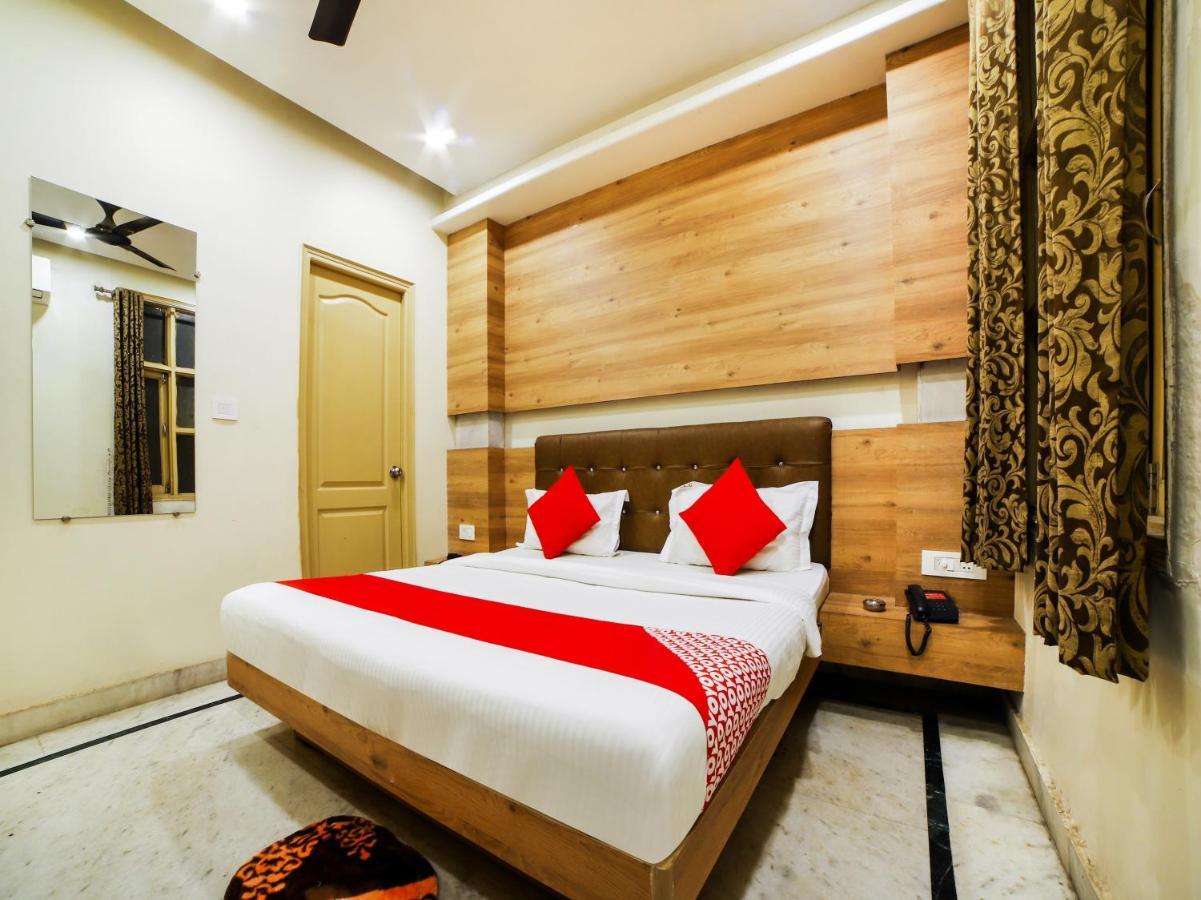 Oyo 78699 Hotel Klick International New Delhi Eksteriør billede